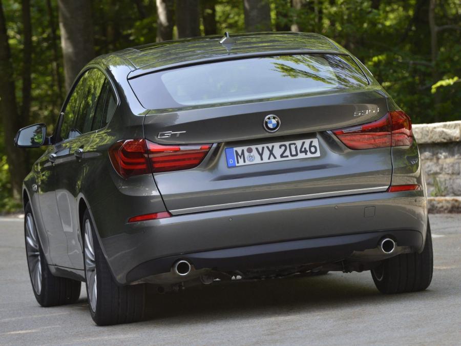  BMW 535i Gran Turismo Luxury Line 2013 года  (фото 7 из 16)